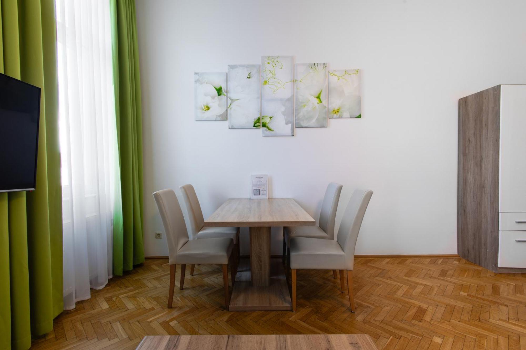 Tabor Apartment